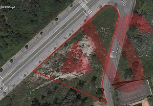 Terreno Para Construção Com 4.763 M2 Em Lousada, Porto, Lousada