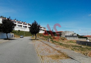 Terreno Para Construção Com 600 M2 Em Gamil, Barcelos, Braga, Barcelos