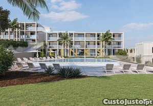 Excelente apartamento t1 com piscina e vista mar na cidade do funchal