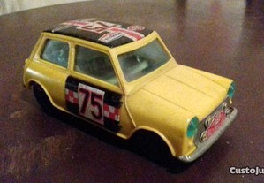 Mini em chapa e plastico anos 70 rali Monte Carlo