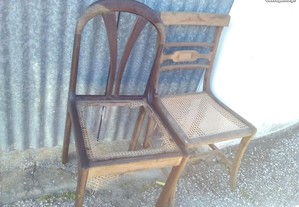 2 cadeiras empalhadas para restaurar