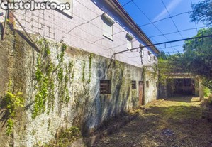 Quintinha Para Restauro Em Vila Verde