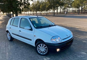 Renault Clio IMPECÁVEL TOP Super economico AC