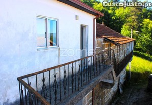 Moradia Em Contim, Montalegre