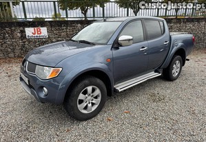 Mitsubishi L200 2.5 DI-D CD Intense 4WD - 06