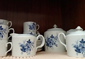 Serviço de chá porcelana da "EVA" - Vista Alegre