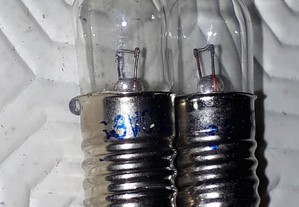 Lâmpadas miniatura E10, 3.8V 0.3A, novas