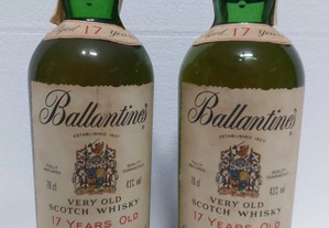 2 garrafas de whisky Ballantine's 17 anos