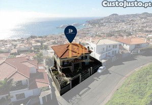 Moradia T4 - Funchal, Santa Maria Maior - Vista Mar