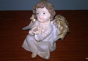 Anjo em porcelana, pintado à mão