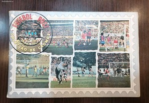 Antiga caderneta de cromos de futebol " futebol post" de 1984 colecção c/ falta de apenas 69 cromos