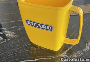 Jarro de água RICARD material plástico