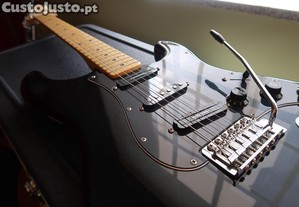SQUIER Stratocaster by FENDER com pickup´s Seymour Duncan SHR-1.