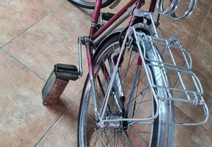 bicicleta antiga modelo sport pasteleira