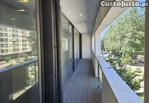 T3+1 Porto Centro, Pronto a Habitar.