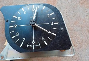 Relógio analógico BMW 1502