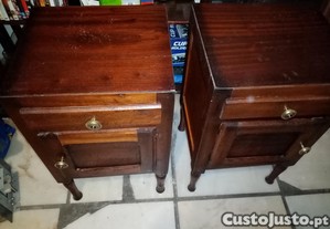Mesinhas de cabeceira vintage