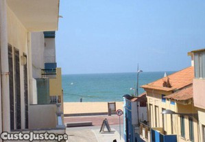 apartamento junt praia c/vista mar 20/30metro praia Armaçao pera Algarve