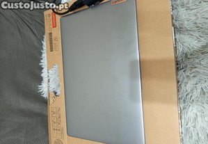 Porttil LENOVO Novo 16GB 1TB