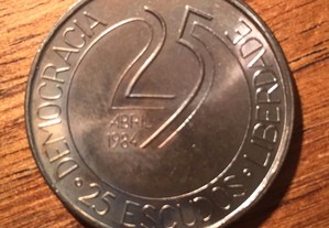 Moeda Portugal 25$ - 10. aniversário 25 Abril-1984