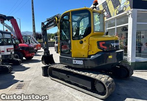 Mini-giratria Volvo ECR88D