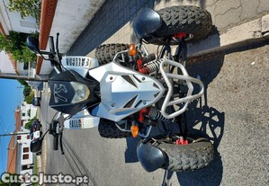 Moto 4 - 11