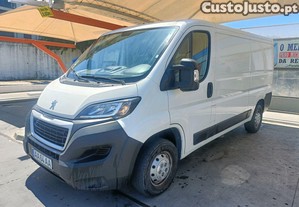 Peugeot Boxer 2.2HDi 130cv 3.30mt caixa de carga
