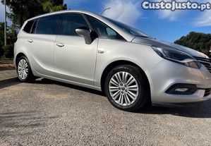 Opel Zafira Tourer - 18