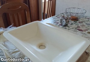 Lavatrio de encastrar
