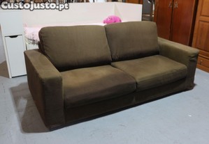 Sof de 2 Lugares em Tecido