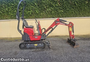Mini giratria yanmar SV08 ano 2024