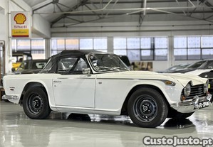 Triumph TR5