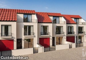 Casa / Villa T3 em Atouguia da Baleia de 174,00 m²