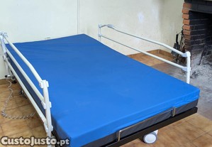 Cama articulada eltrica c/ elevador + colcho anti-escaras