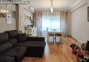 Apartamento t2 com box - póvoa de santa iria