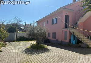 Casa / Villa T3 em Caldas da Rainha - Nossa Senhora do Pópulo, Coto e São Gregório de 105 m²