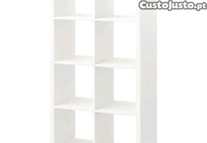 Estante IKEA 8 nichos com 2 portinhas para 2 dos nichos