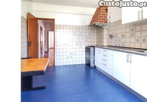 Apartamento t2,verderena,barreiro.
