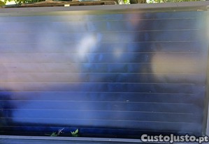 Painéis solares água quente marca Riello em bom estado