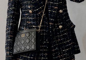 Blazer em tweed azul escuro da Zara novo com etiqueta