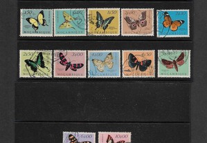 17 selos usados da série de Borboletas - Moçambique 1953