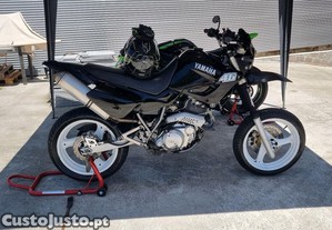 XT 600e Super Motard. 2002