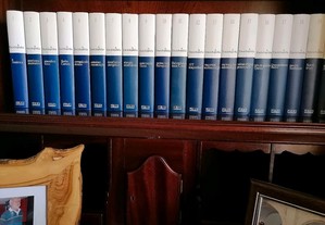A enciclopédia 20 volumes