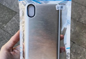 Capa de metal rígida para iPhone XR (Capa anti-choque)