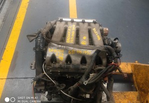 motor renault laguna 2.2d ´98 ( G8T706 / 752 )