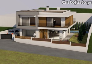 Moradia Isolada V4 em Construção, Montesouros   Mafra. 3 Suítes, Arquitetura Moderna, Piscina, Box