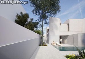 Luxuosa Moradia em Construo em Cascais com Vista para a Serra de Sintra