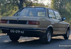 BMW 316 E21 - 82