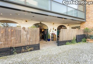 Loja / Estabelecimento Comercial em Alcântara de 192,00 m²