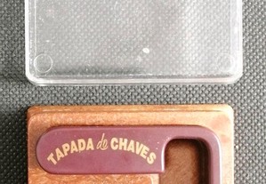 Corta cápsula dos gargalos das garrafas vinhos e espumante com publicidade TAPADA de CHAVES